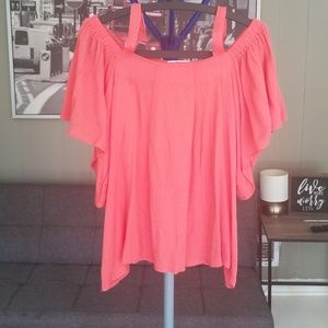 Boutique cold shoulder top size L